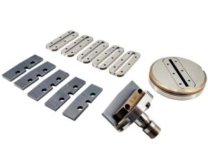 Slitting tool with interchangeable cutting blades complete